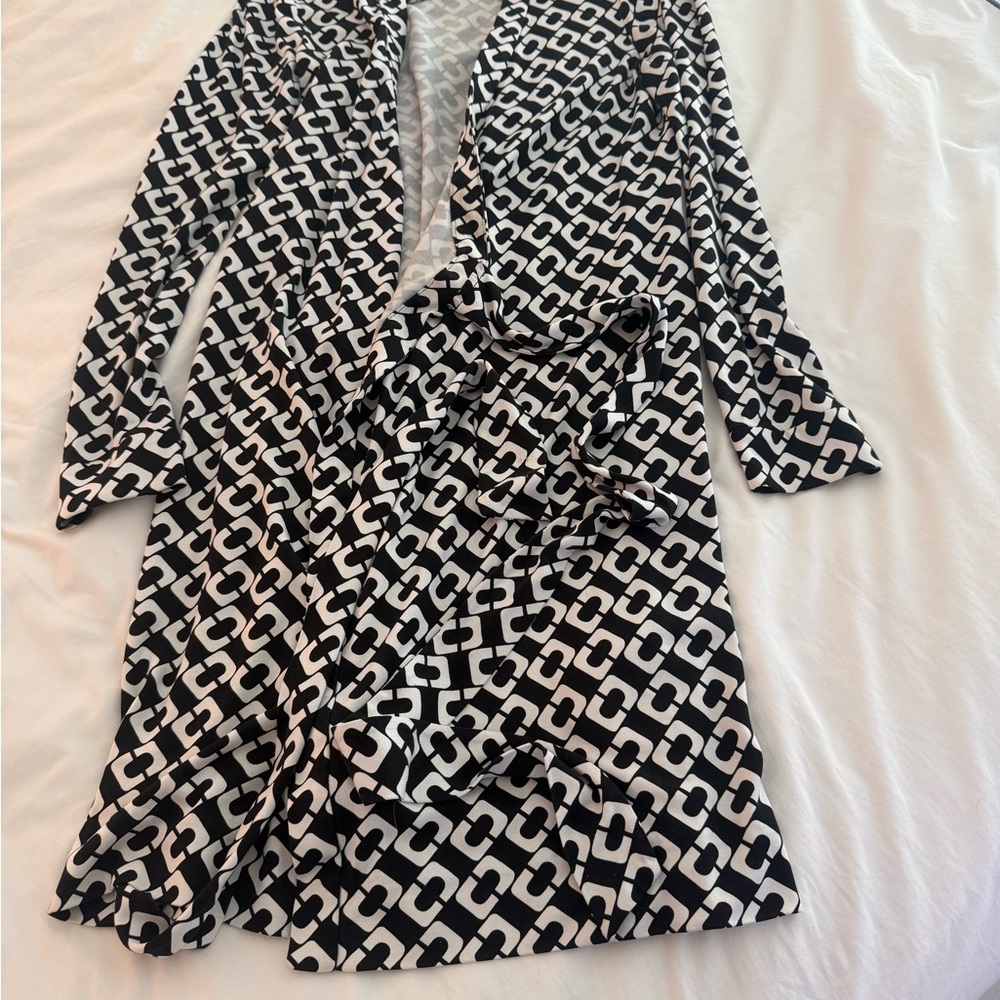 Diane Von Furstenberg Black and White Mini Dress